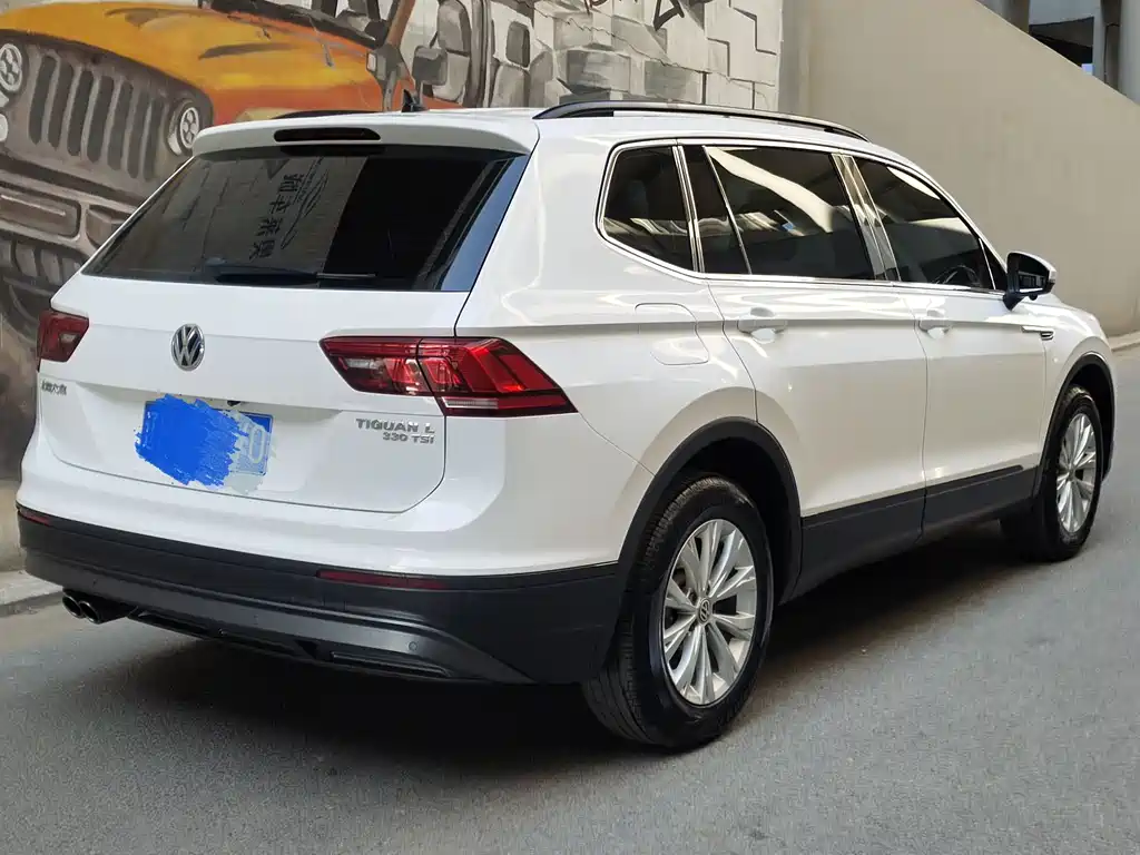 Volkswagen Tiguan L L 2017 330TSI AT
