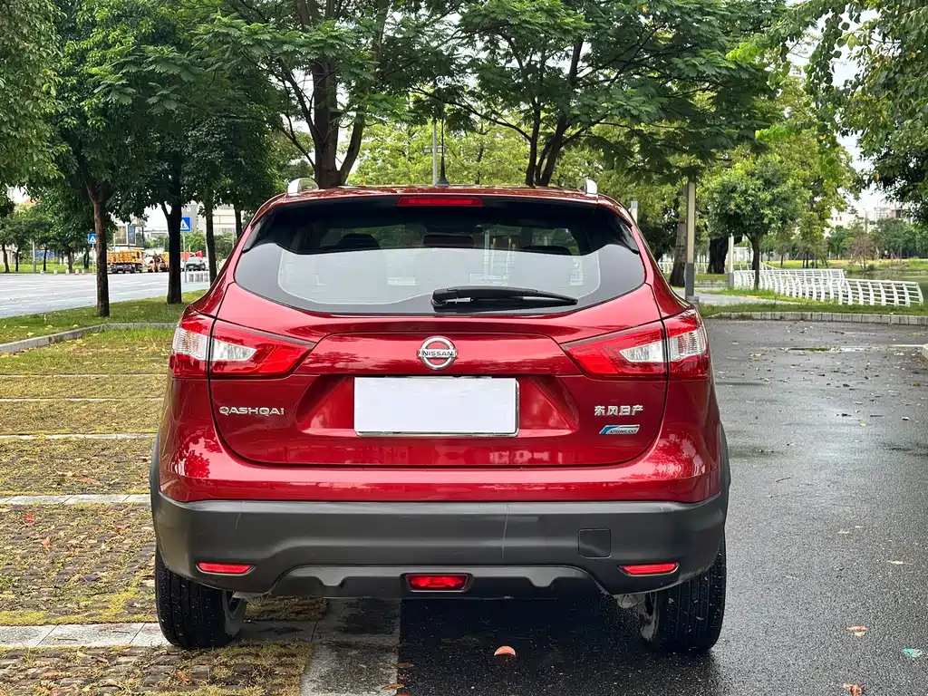 Nissan Qashqai — миниатюра 7
