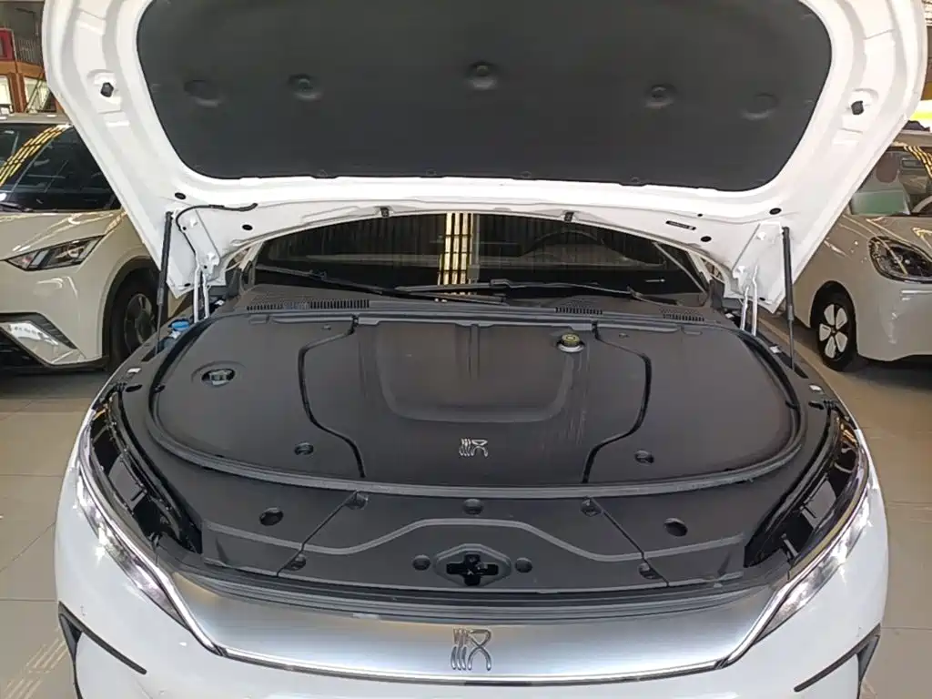BYD Han — миниатюра 20