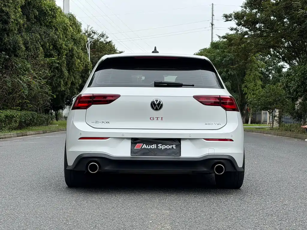 Volkswagen Golf GTI — миниатюра 6