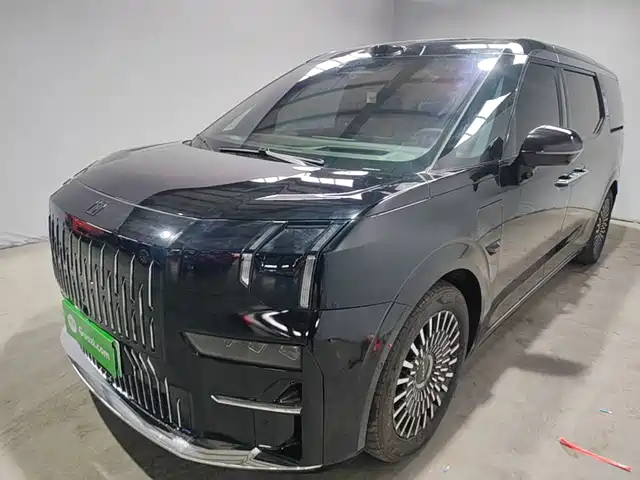 2024 Zeekr 009