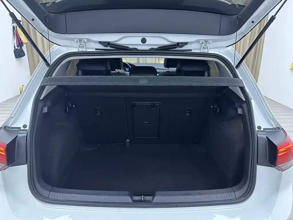 Volkswagen Golf 2021 280TSI DSG Pro