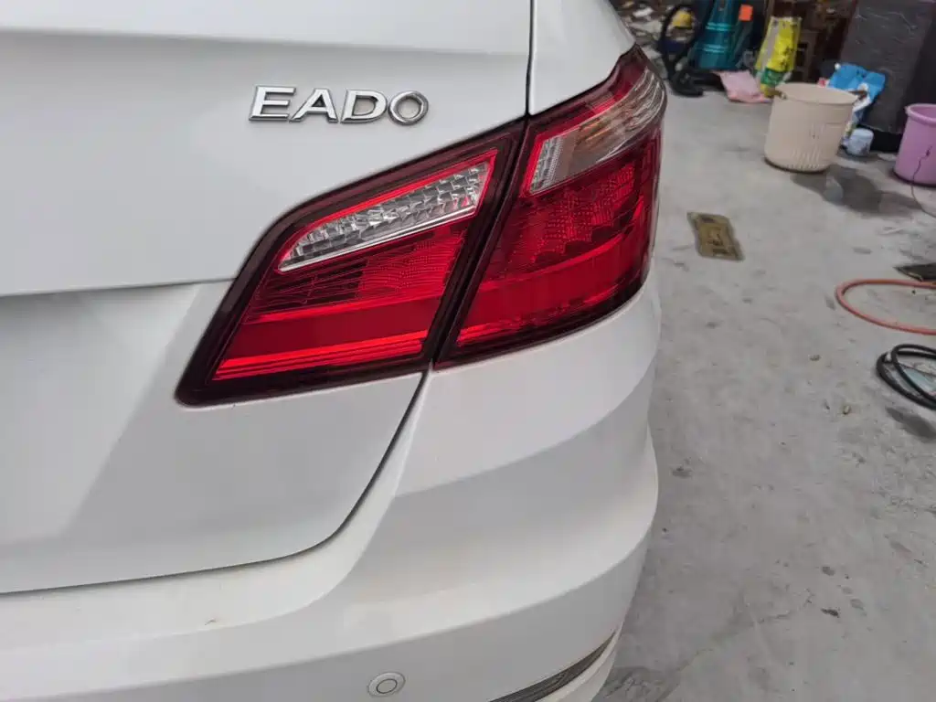Changan Eado — миниатюра 8