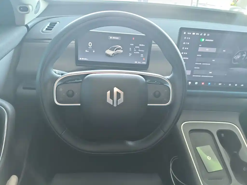 Leapmotor Leapmotor C10 — миниатюра 11