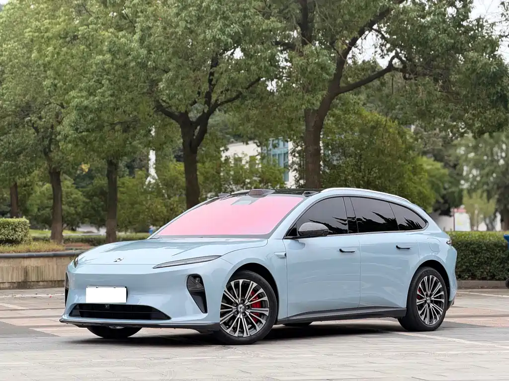 NIO ET5T