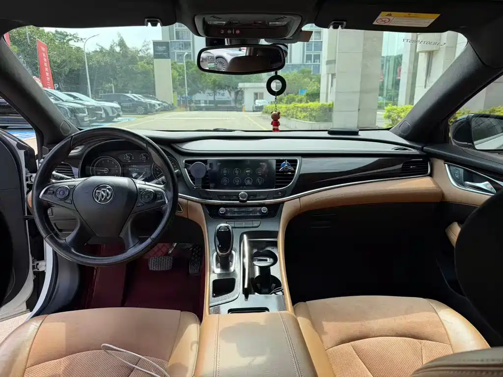 Buick LaCrosse — миниатюра 6