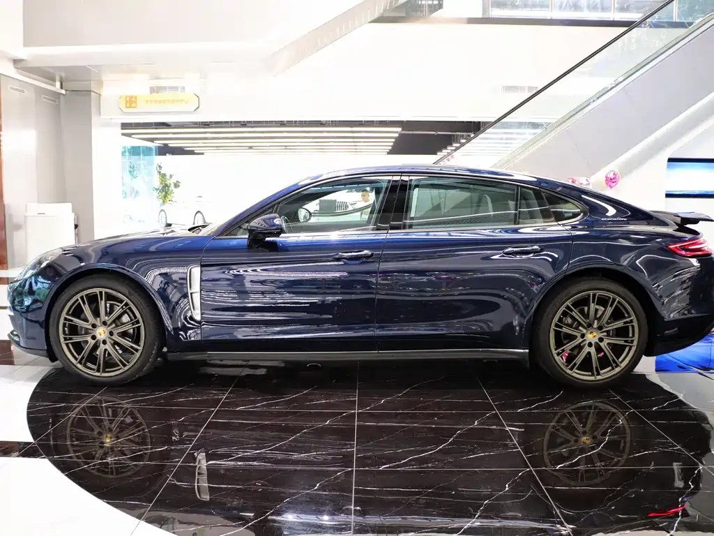 Porsche Panamera 2017 Panamera 4 Executive Long Wheelbase 3.0T