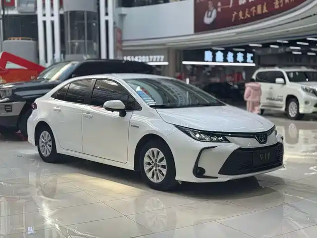 TOYOTA COROLLA 2023