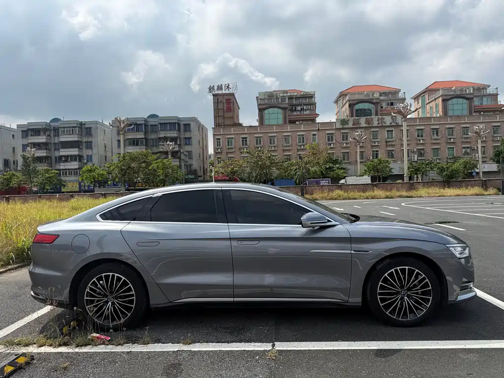 BYD Han — миниатюра 4