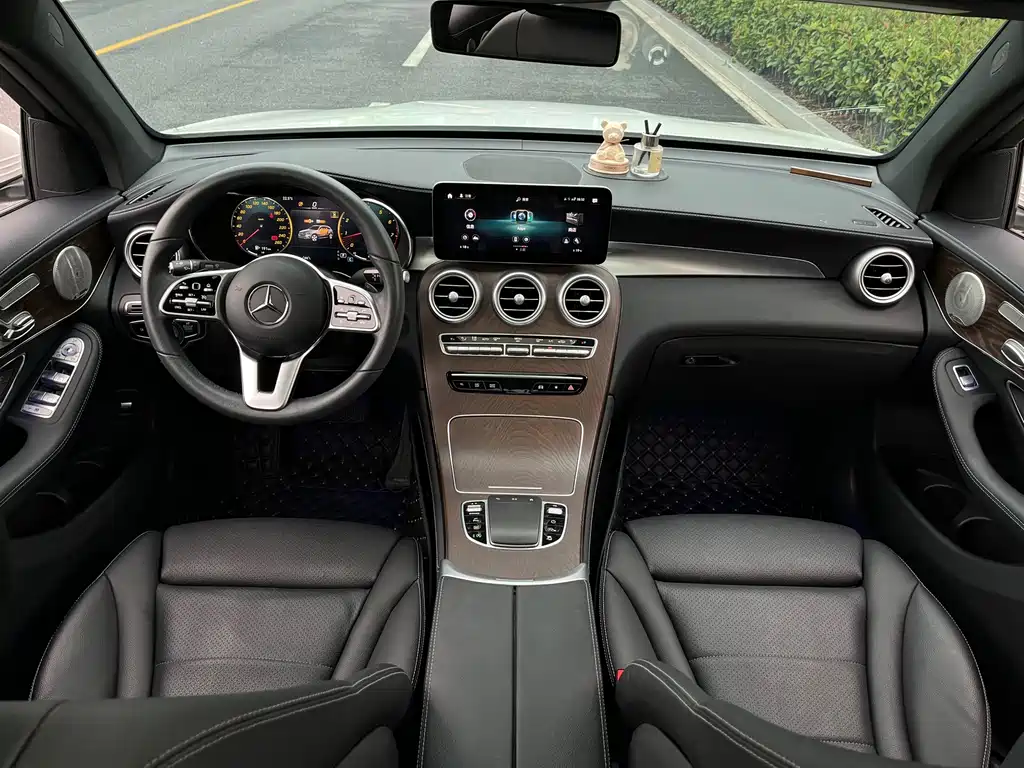 Mercedes-Benz GLC — миниатюра 14