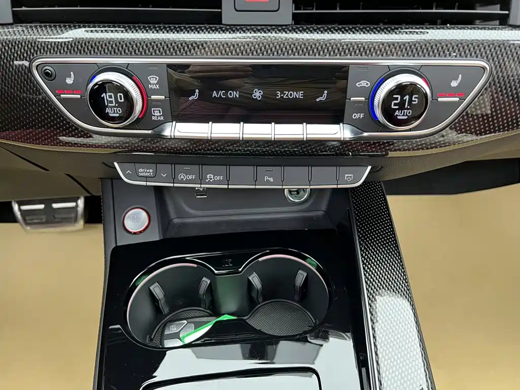 Audi S4 — миниатюра 25