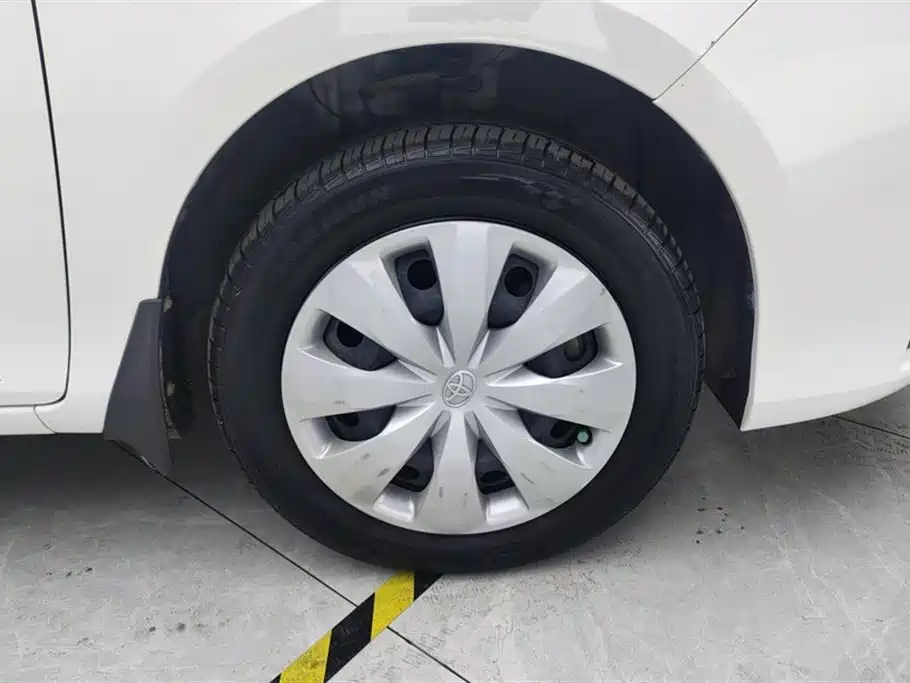 TOYOTA YARIS L ZHIXUAN