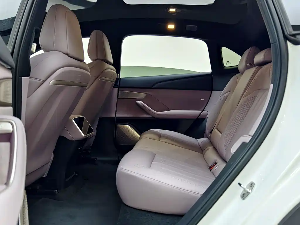 Onvo L60 2025 60kWh