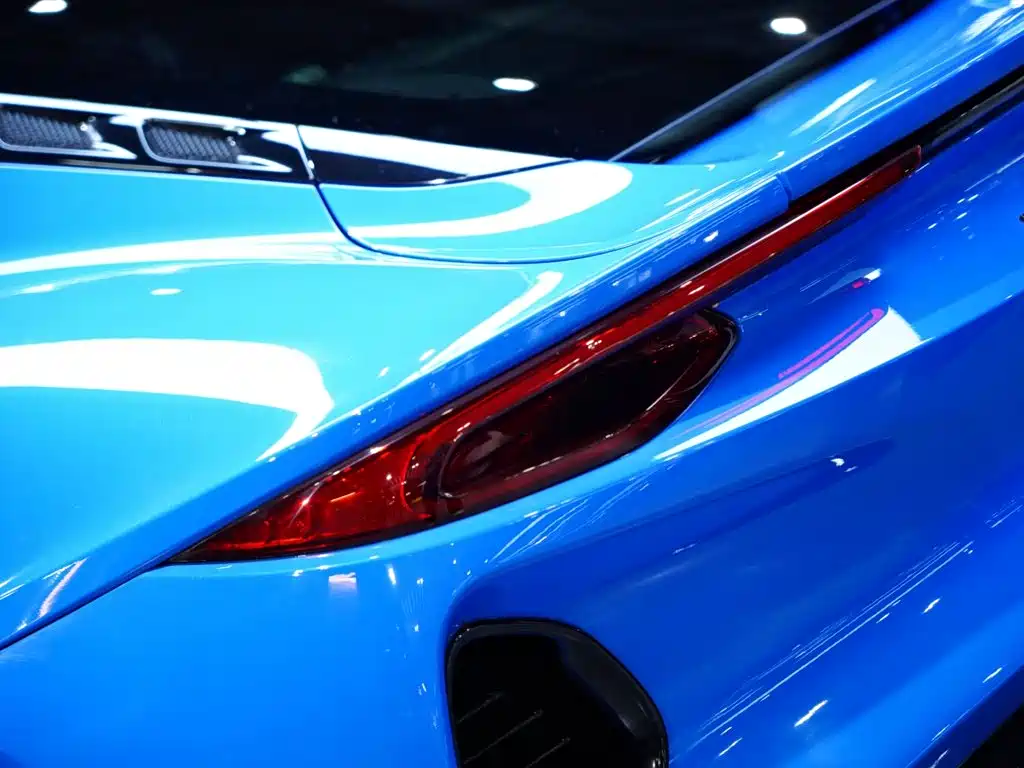 Lotus Emira — миниатюра 15