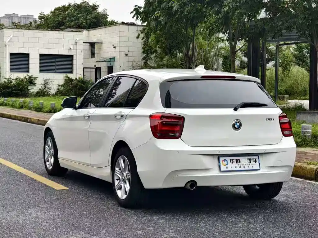 BMW 1 Series (Import) — миниатюра 6
