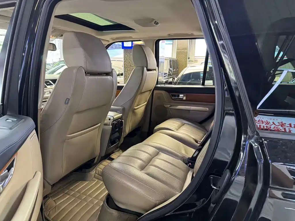 Land Rover Sport — миниатюра 6