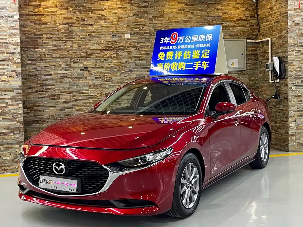 Купить Mazda 3 Axela