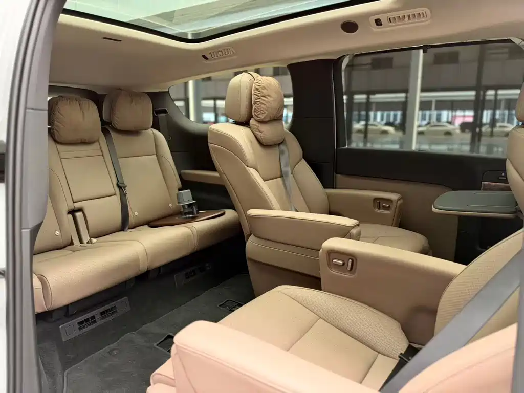 Li Auto Li MEGA — миниатюра 12