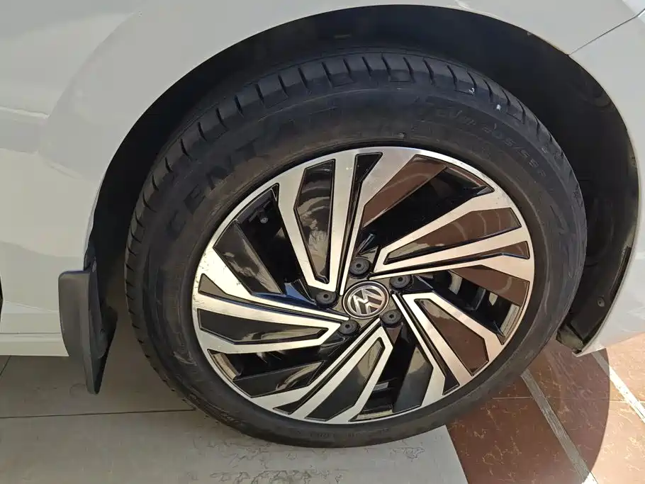 Volkswagen Sagitar — миниатюра 6