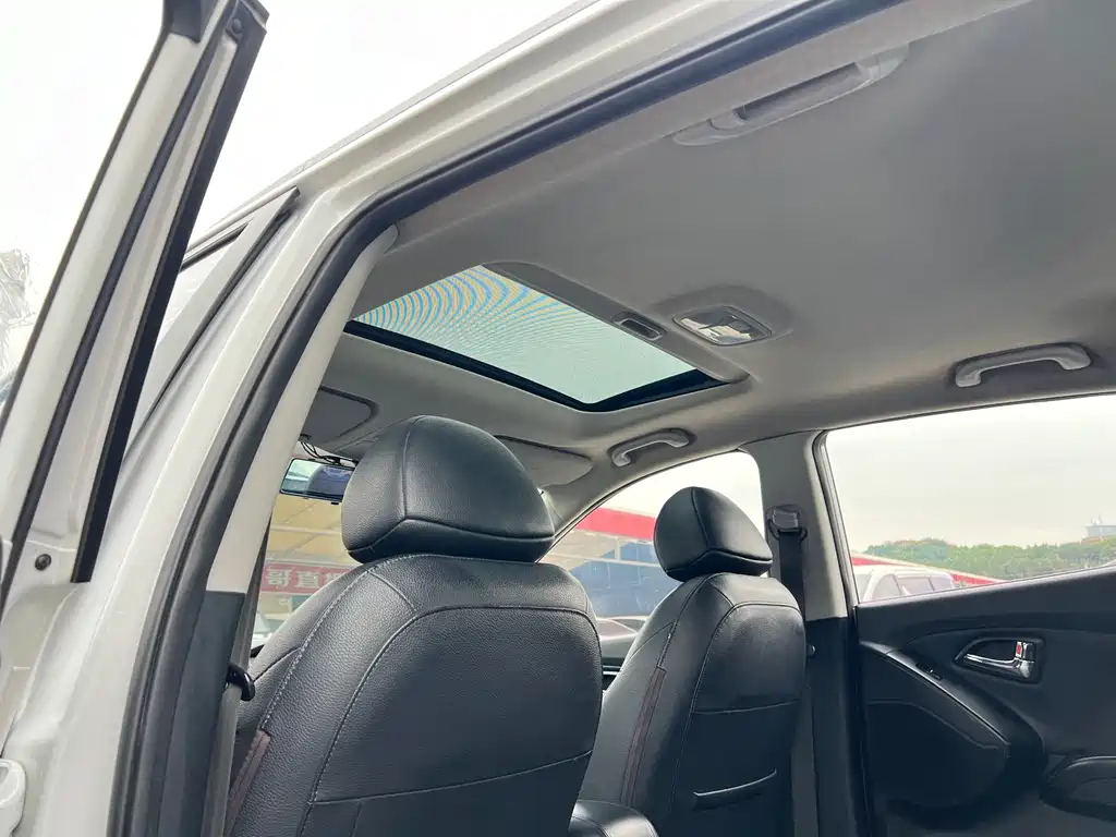 Hyundai ix35 — миниатюра 11