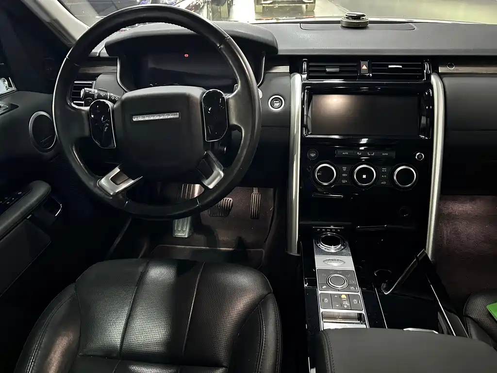 Land Rover Discovery — миниатюра 7