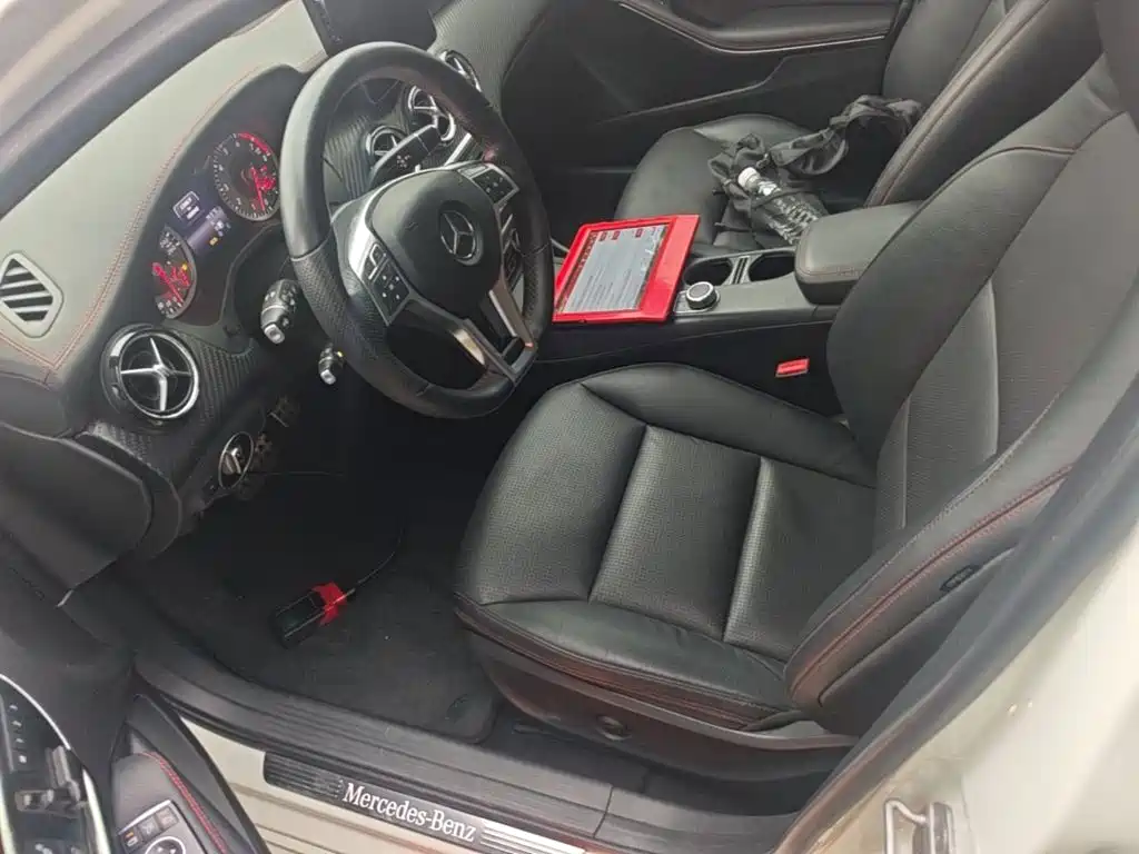 Mercedes-Benz A-Class (Import) — миниатюра 16