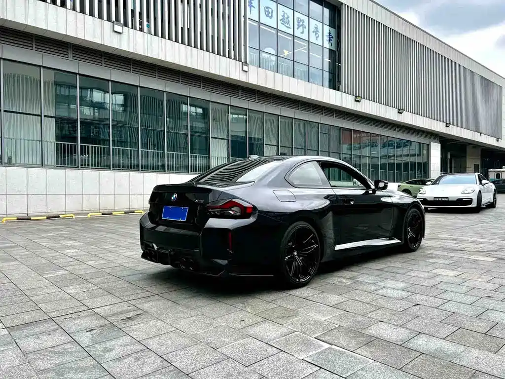 BMW M2 — миниатюра 13