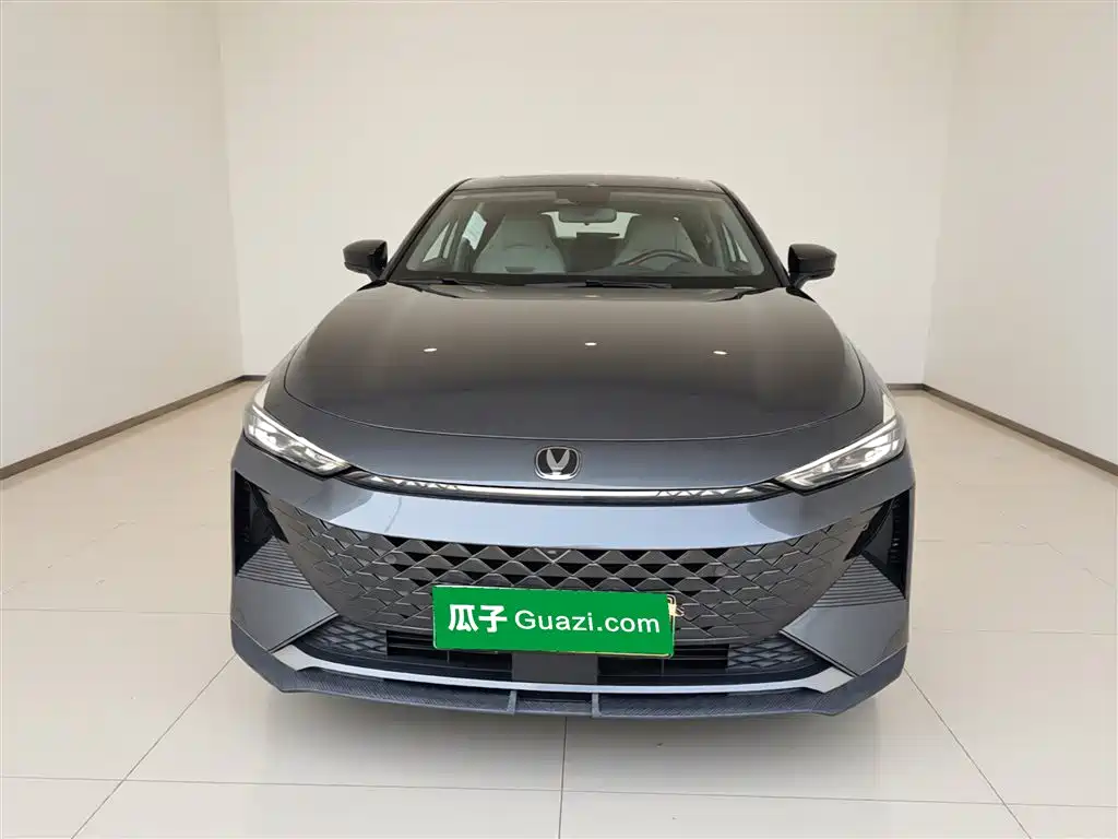 Changan UNI-V iDD 2024 iDD 136km