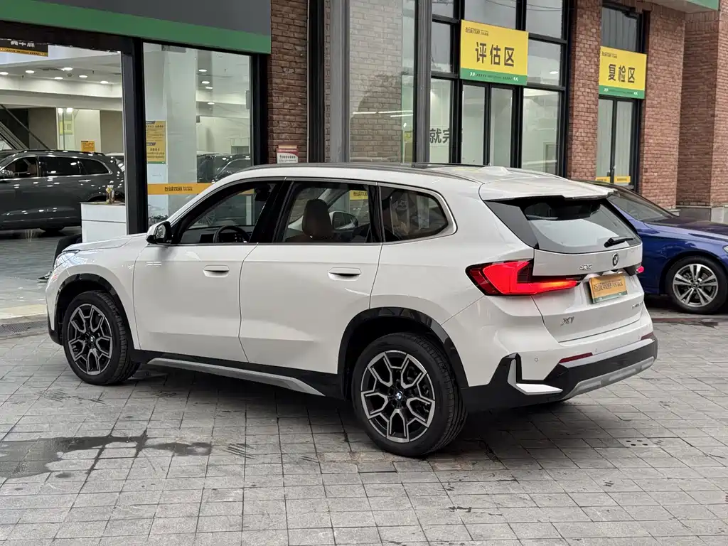BMW X1 — миниатюра 5