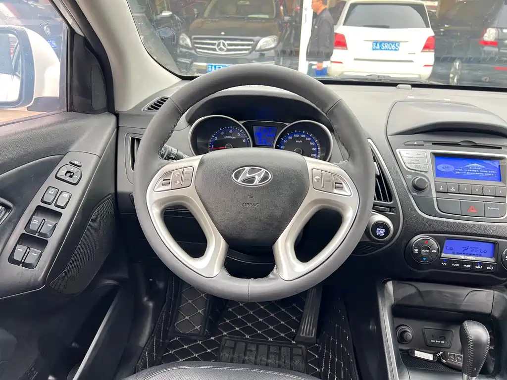 Hyundai ix35 — миниатюра 14