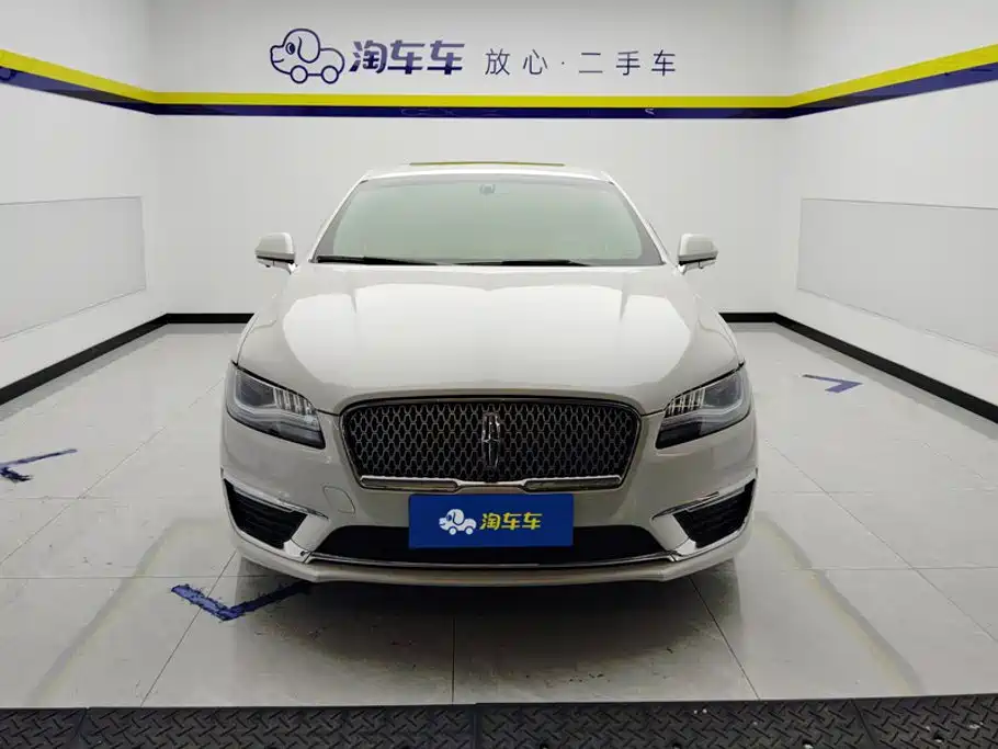 Lincoln MKZ — миниатюра 2
