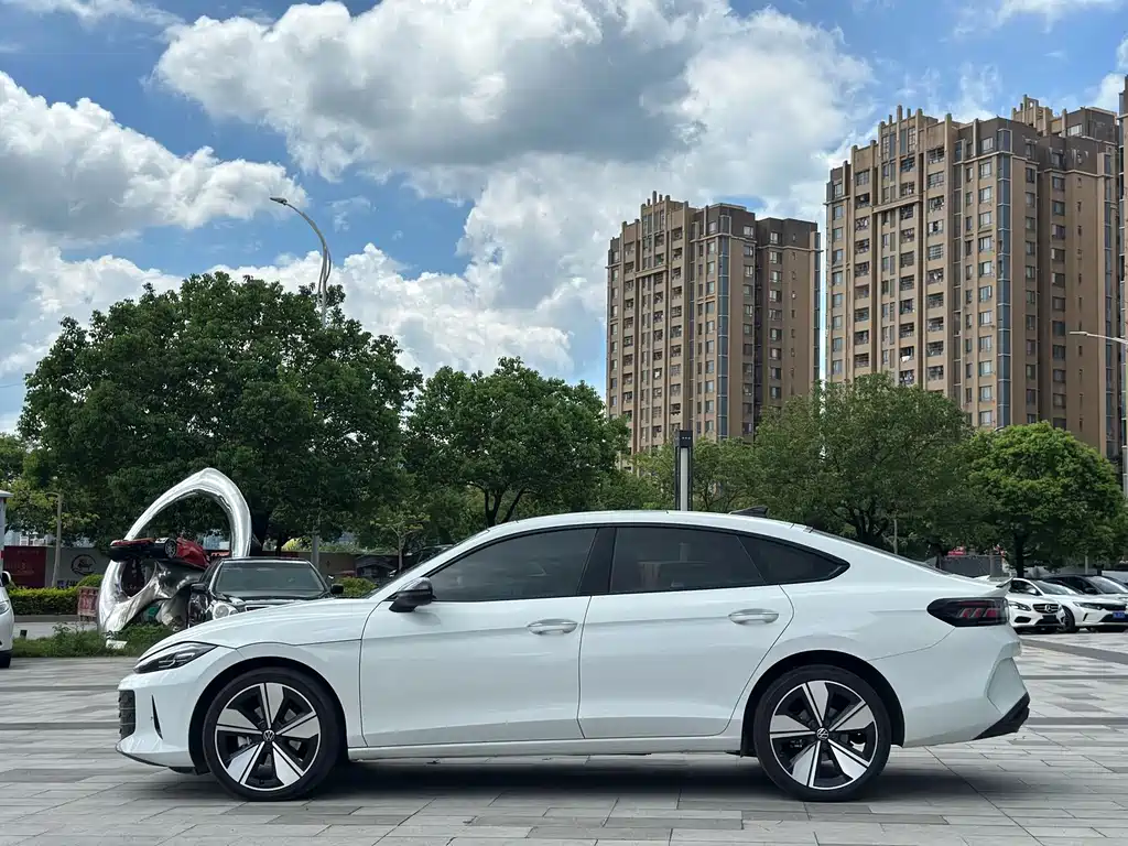 Volkswagen Lamando 2026 L GTS 380TSI