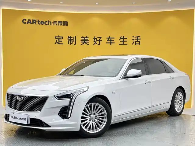 Cadillac CT — фото 1