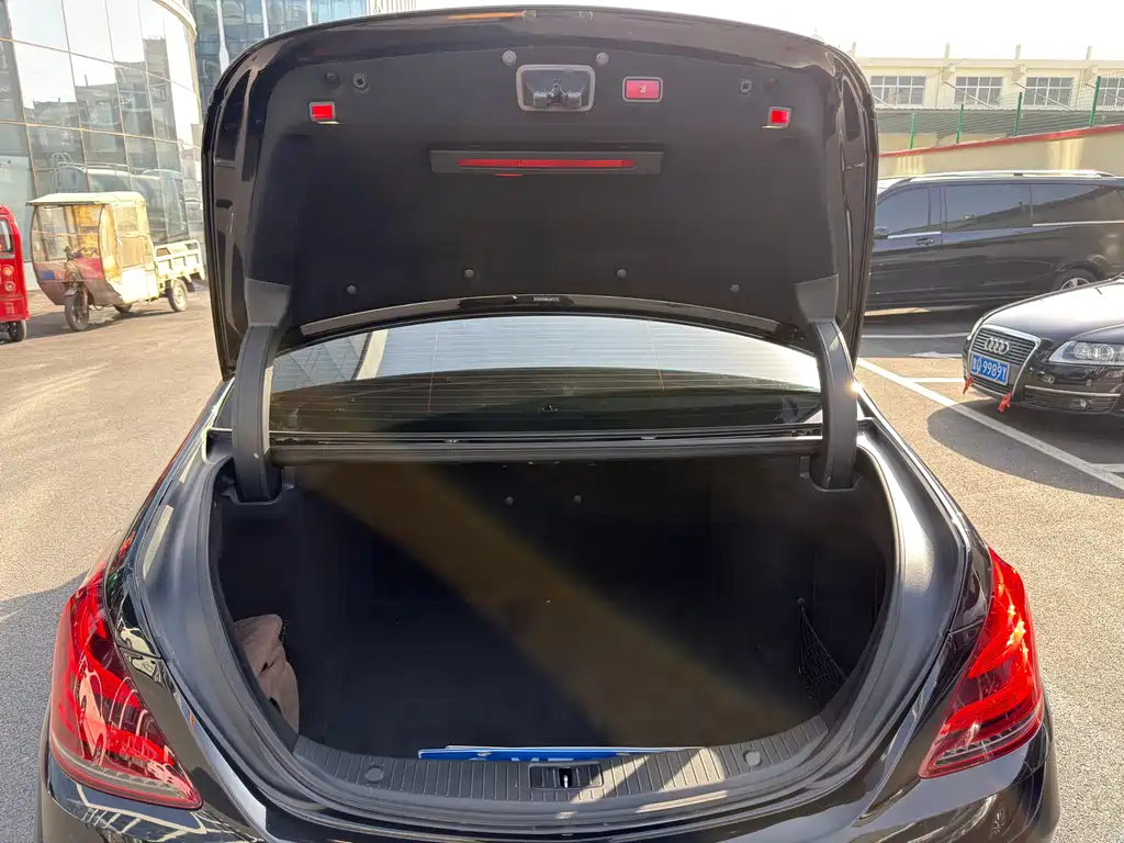 MERCEDES-BENZ S CLASS