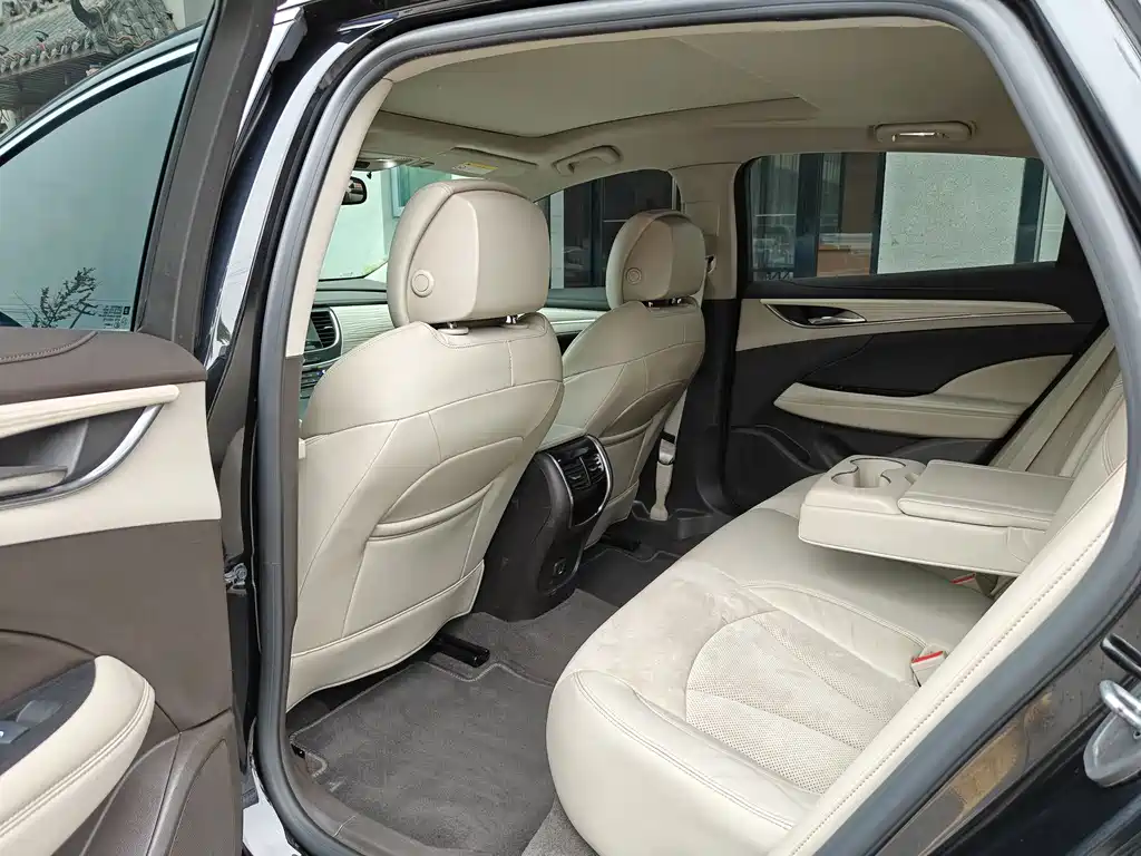 Buick LaCrosse — миниатюра 7