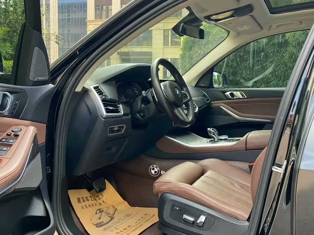 BMW X5 2021 xDrive40i M Sport