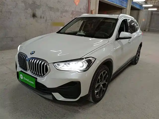 BMW  X1