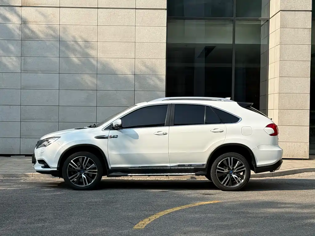BYD Tang 2017 2.0T