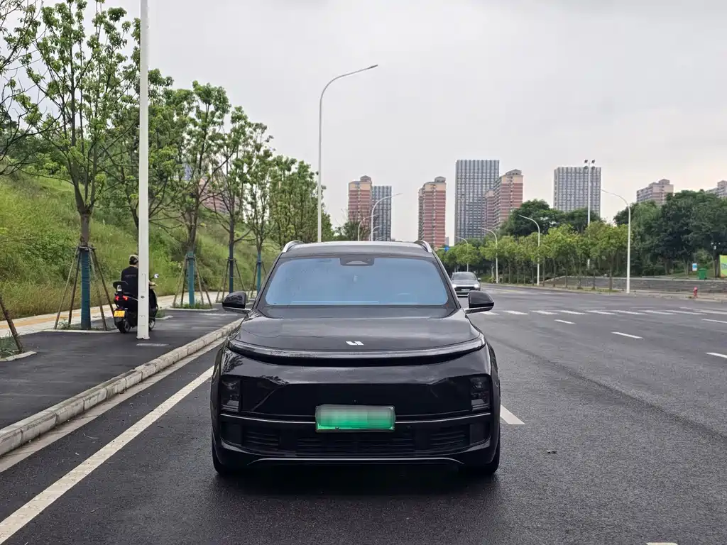 Li Auto L8 2023 Pro