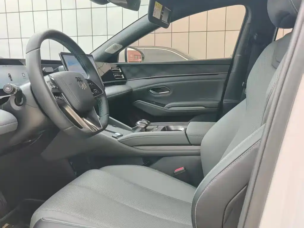 BYD Qin L — миниатюра 6