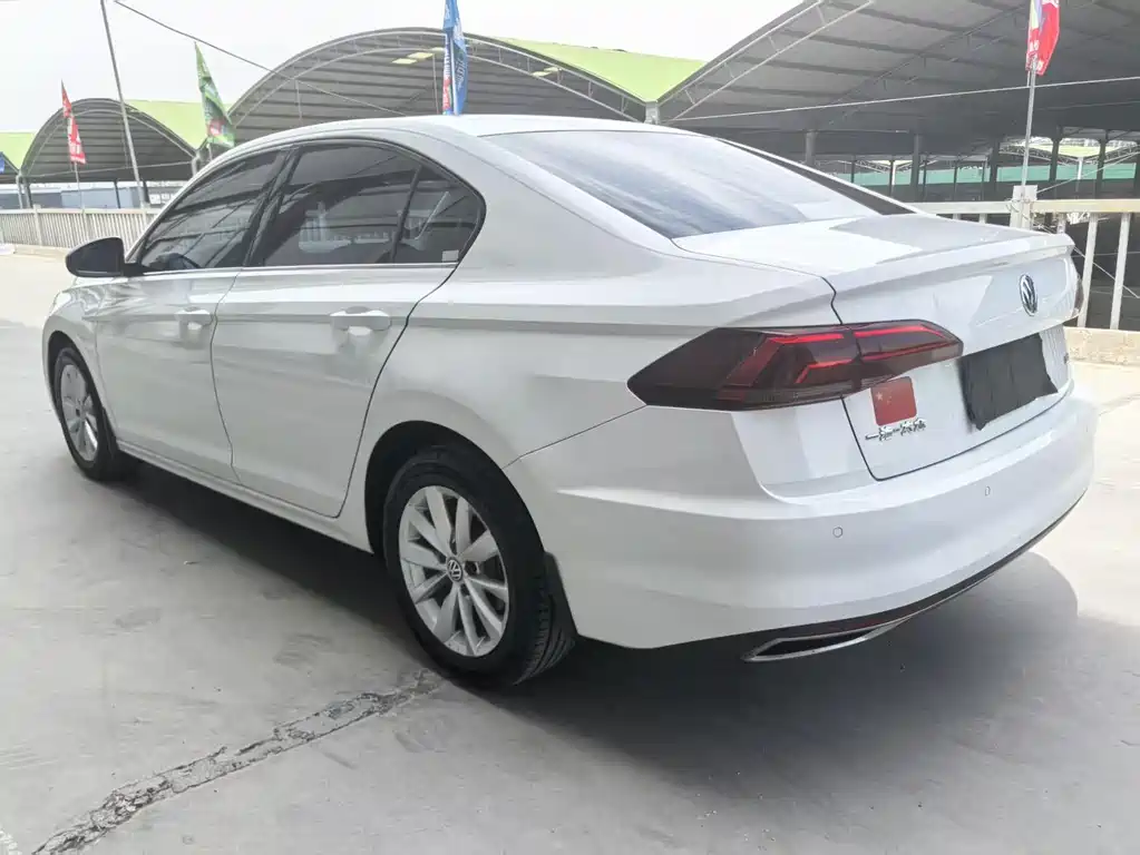 Volkswagen Bora 2019 1.5L AT Elite V