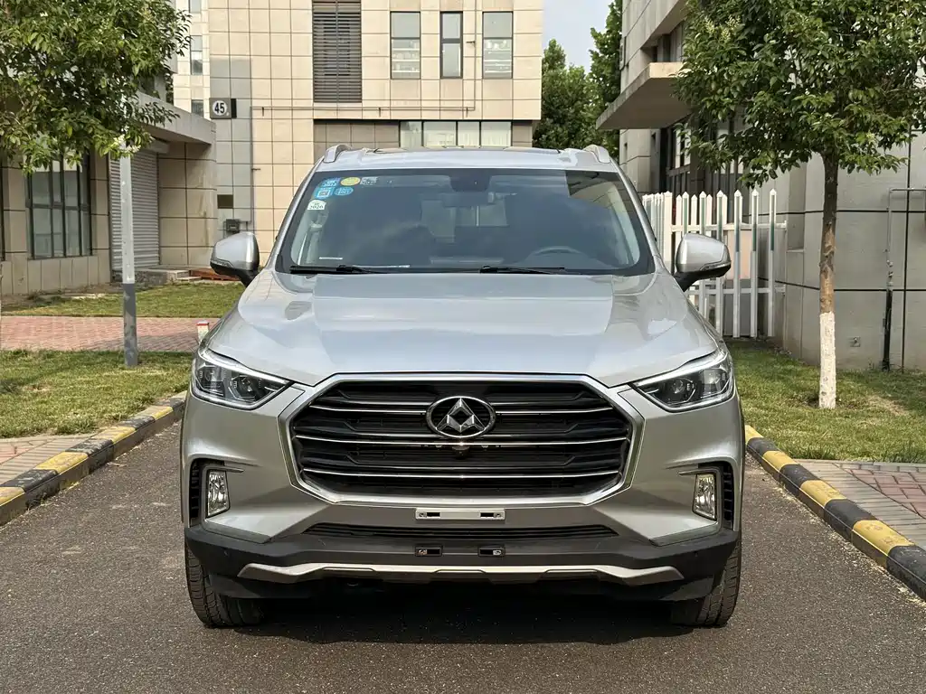 Maxus SAIC MAXUS D90 D90 2017 2.0T AT