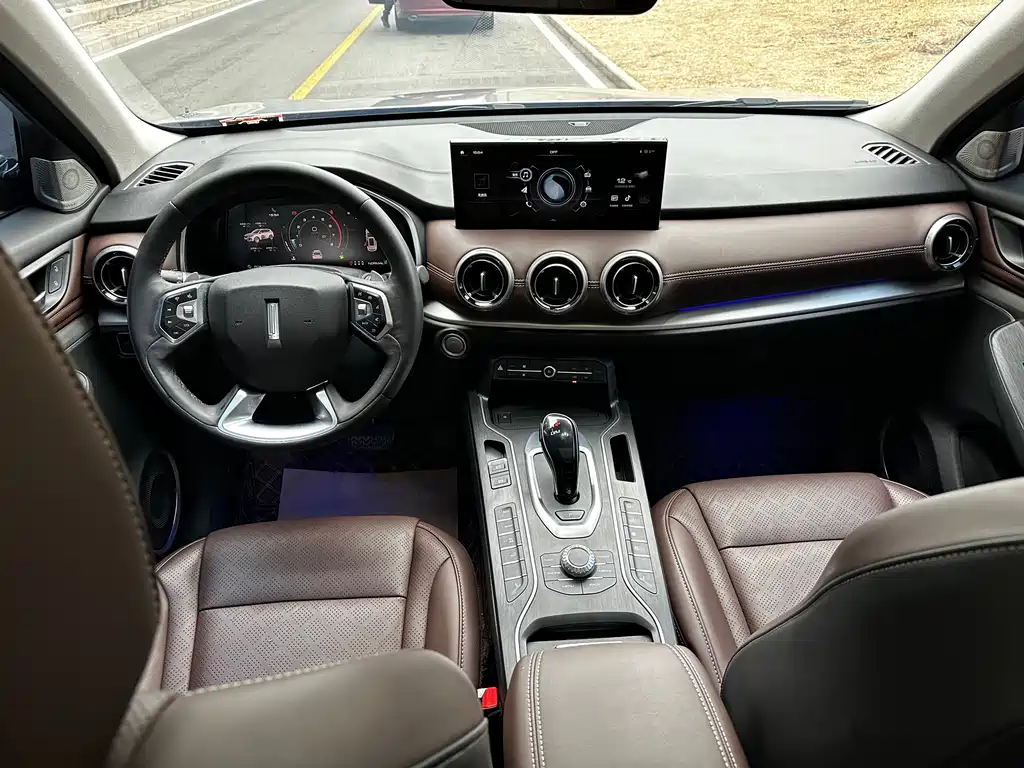 WEI PAI WEI BRAND VV6