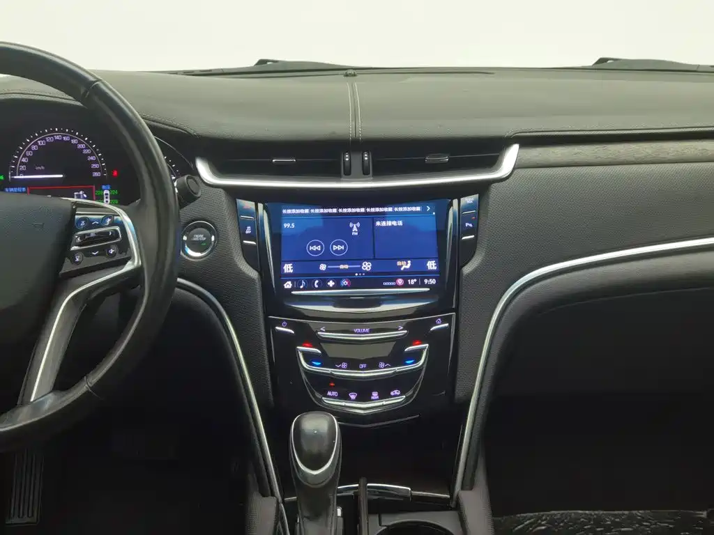Cadillac XTS — миниатюра 12