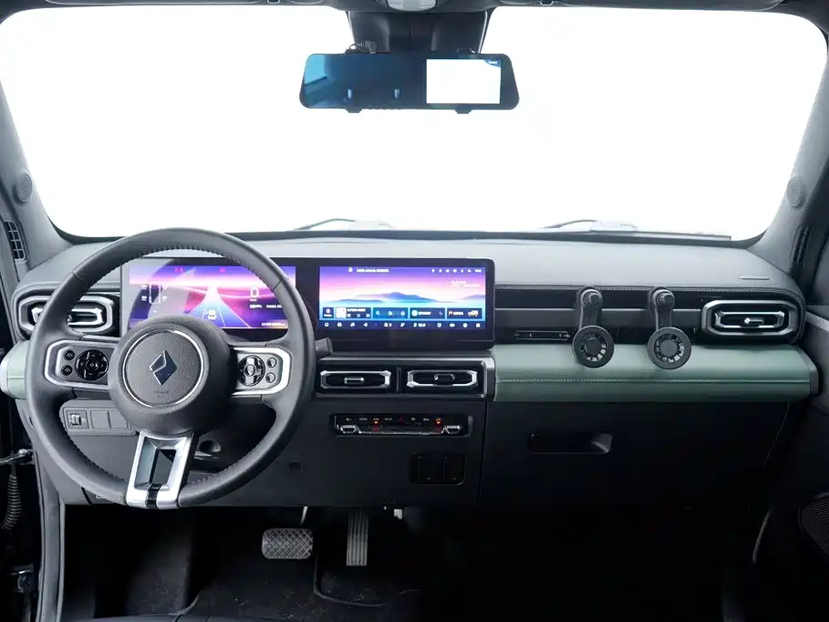 Baojun Yueye — миниатюра 2