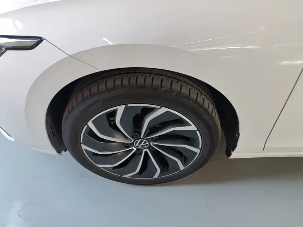 Volkswagen Golf — миниатюра 23