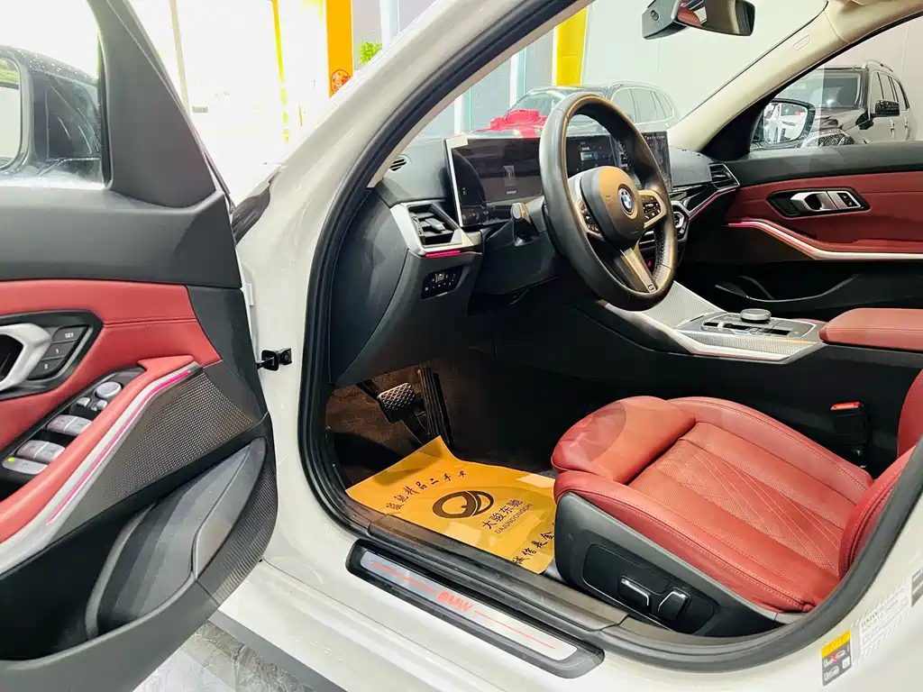 BMW i3 2024 eDrive 40 L