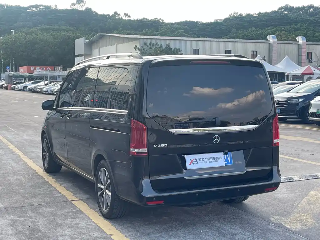 Mercedes-Benz V-Class — миниатюра 4