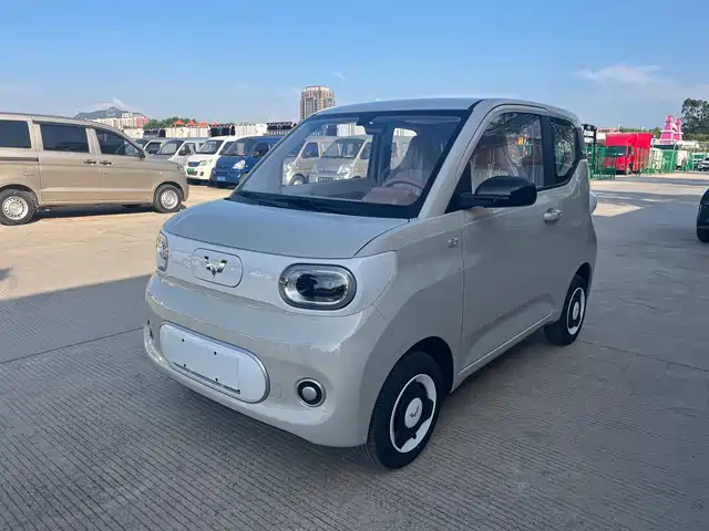 WULING AUTOMOBILE HONGGUANG MINIEV 2025