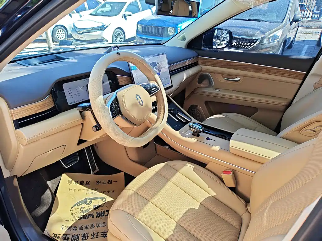 AITO AITO M7 — миниатюра 4